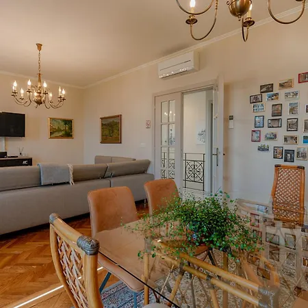 With Large Pool, 500 Meters From The With A Fantastic View - By Traveler Tourist Agency - Id 2217 Ičići