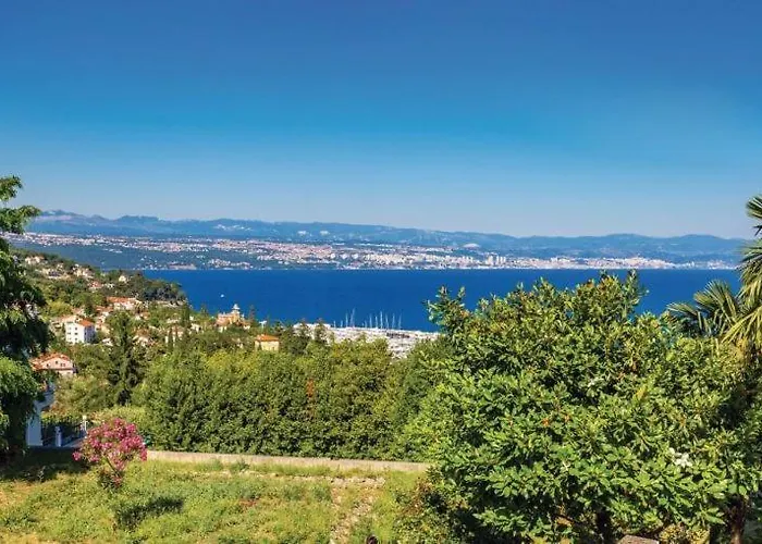 With Large Pool, 500 Meters From The With A Fantastic View - By Traveler Tourist Agency - Id 2217 Villa