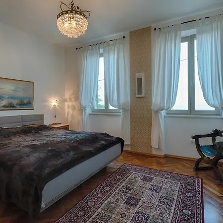 With Large Pool, 500 Meters From The With A Fantastic View - By Traveler Tourist Agency - Id 2217 * Ičići