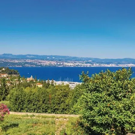 With Large Pool, 500 Meters From The With A Fantastic View - By Traveler Tourist Agency - Id 2217 Villa
