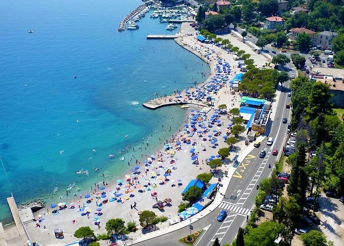 With Large Pool, 500 Meters From The With A Fantastic View - By Traveler Tourist Agency - Id 2217 Villa *