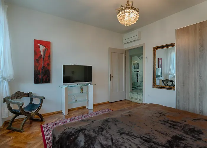 With Large Pool, 500 Meters From The With A Fantastic View - By Traveler Tourist Agency - Id 2217 *